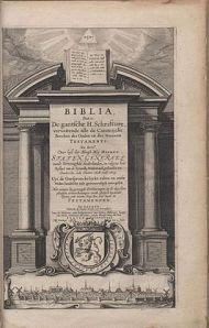 Statenvertaling titelpagina uit 1637 met stadsgezicht op Leiden